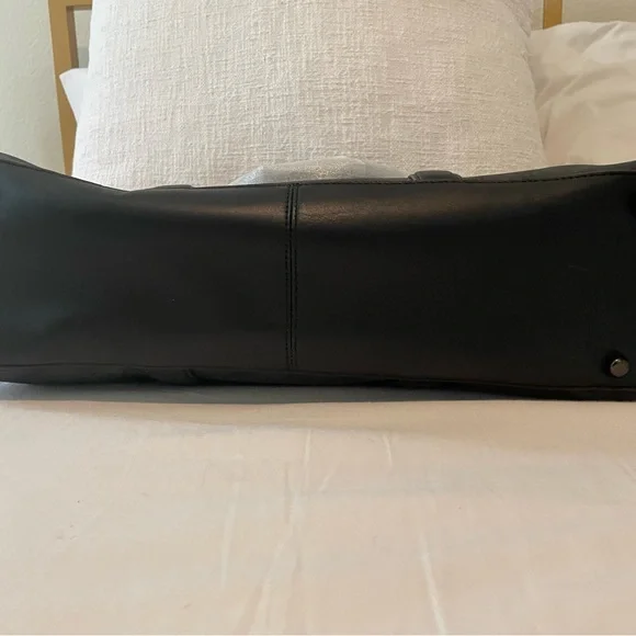 NWT Authentic COACH Trekker Weekender Carryall Travel Bag 🧳. - Picture 8 of 8